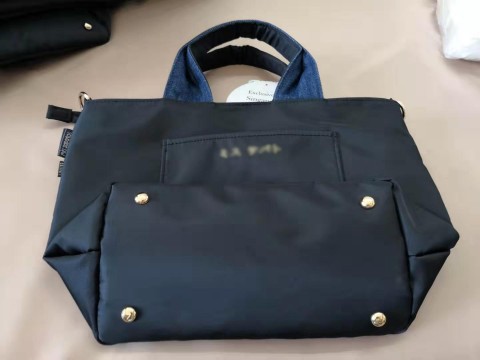 ハンドバッグ 類の商品